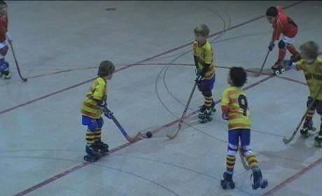 L'equip d'escola de P5 de hoquei segueix donant alegries