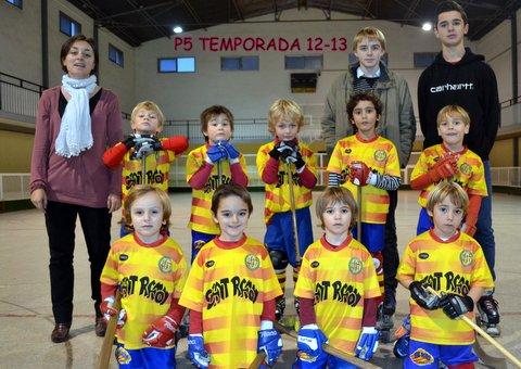 ESCOLA P5: Empat a la dificil pista del CP Monjos